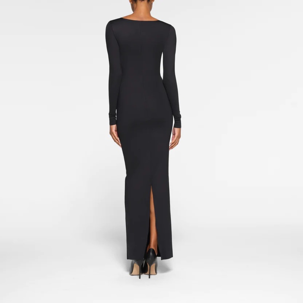 NWT Skims Long Sleeve Long Slip Dress
Color:ONYX - Picture 3 of 8